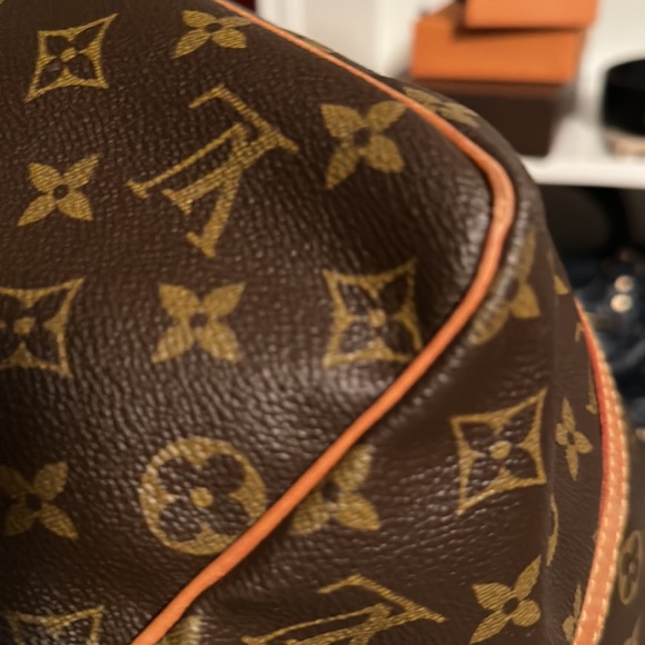 Very good preloved Louis Vuitton Sac Souple - Picture 14 of 16